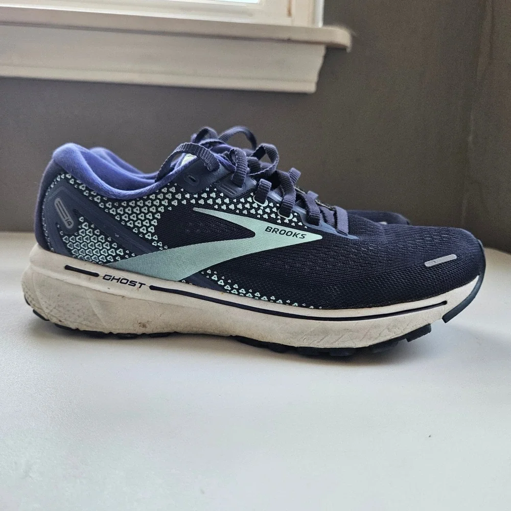 Brooks Ghost 14 Running Shoes Womens 8 Peacoat Yucca Navy Athletic Gym Walking